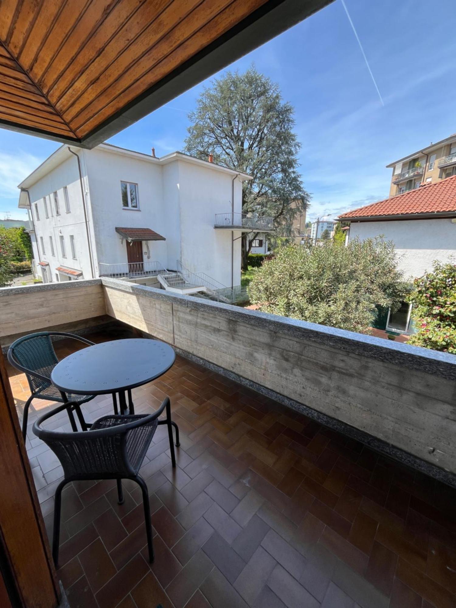 ארונה Bella Vita Guesthouse -Parcheggio Privato Interno מראה חיצוני תמונה